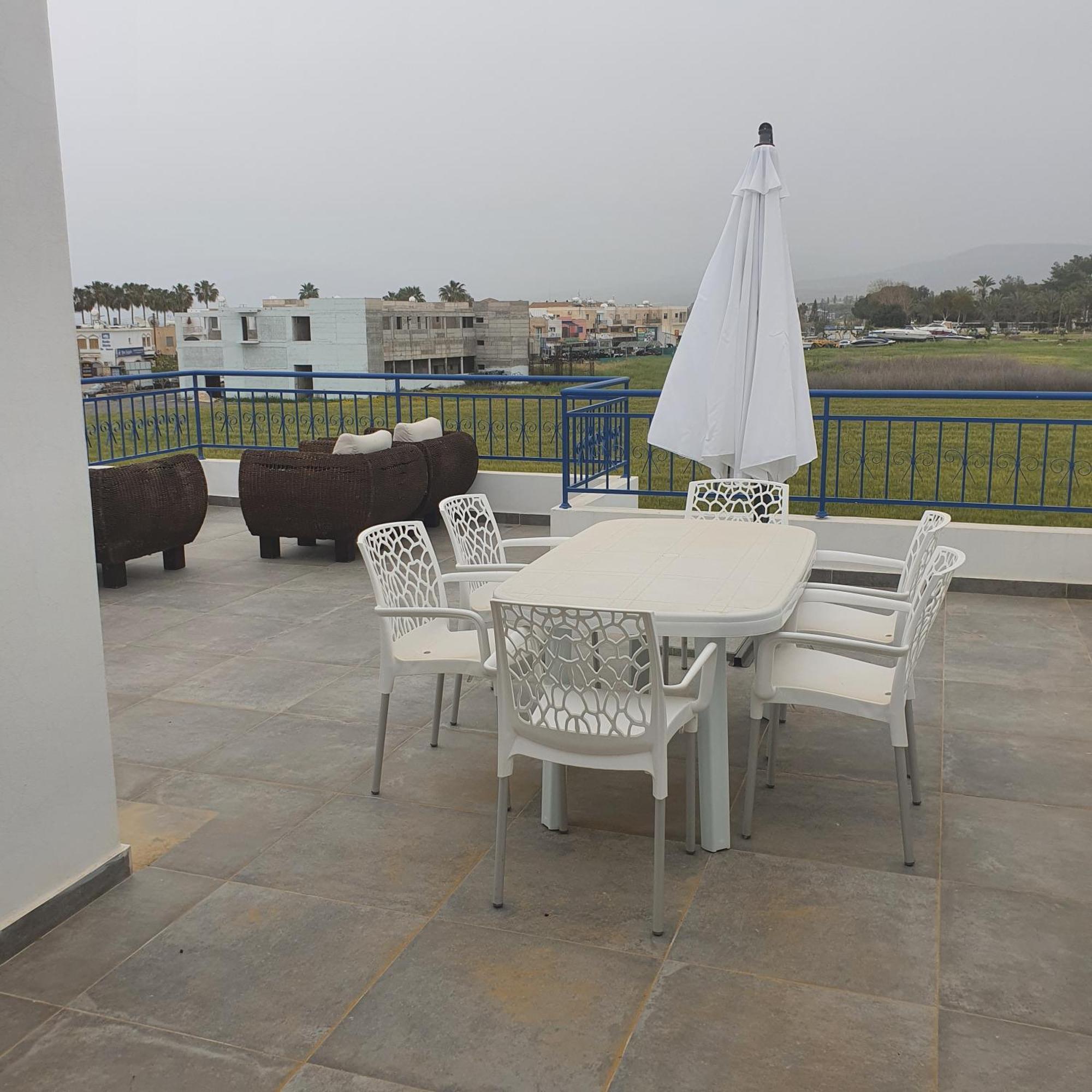 G&E Harbour Apartments Lachi Bagian luar foto