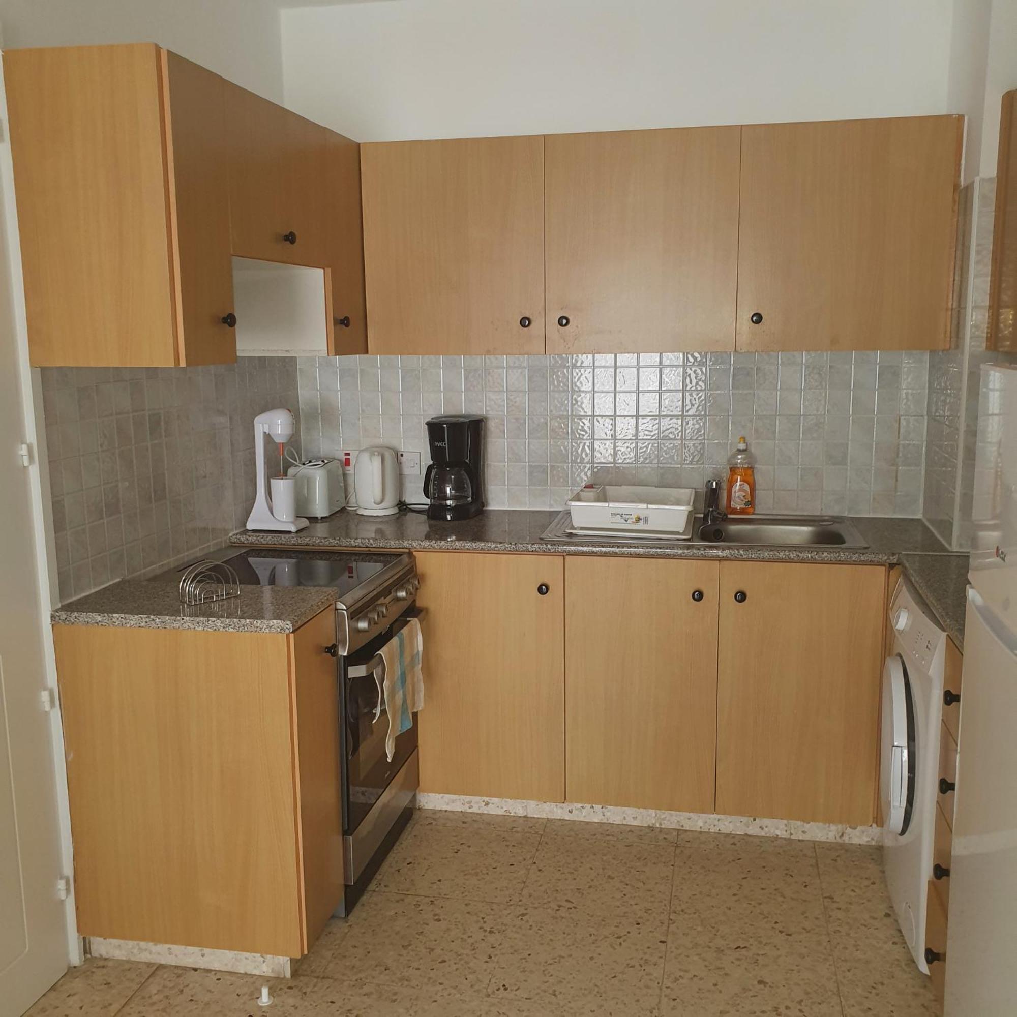 G&E Harbour Apartments Lachi Bagian luar foto